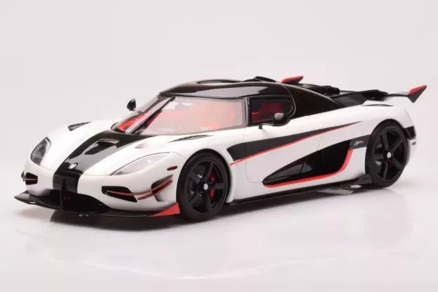 GT Spirit Koenigsegg Agera Rs 2015 1:18 GT877